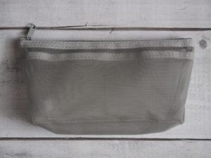 【無印良品】リモートワークにおススメ3選【2021年8月版】ポーチ全体